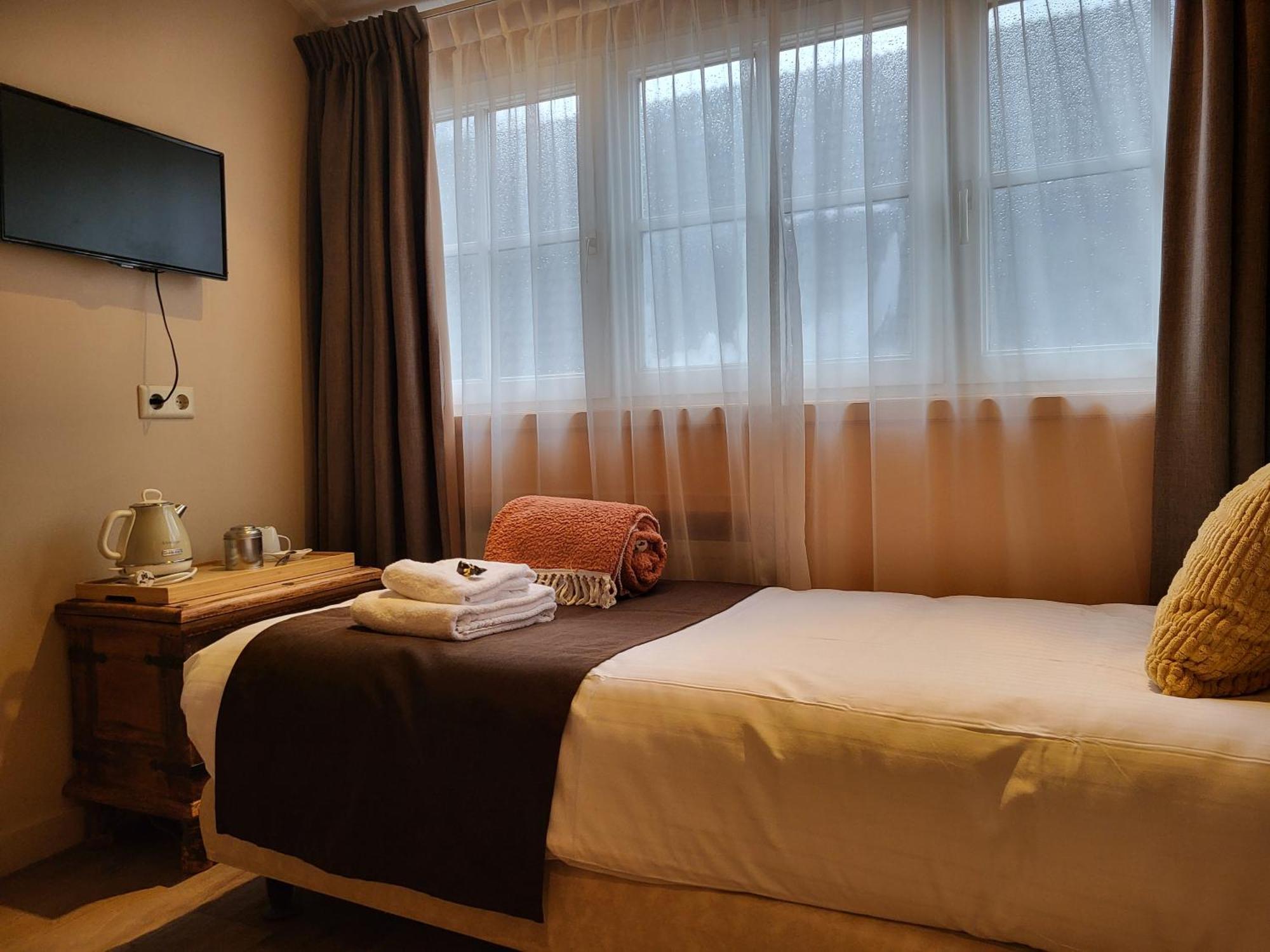 Hotel Stedswal 斯洛滕 外观 照片